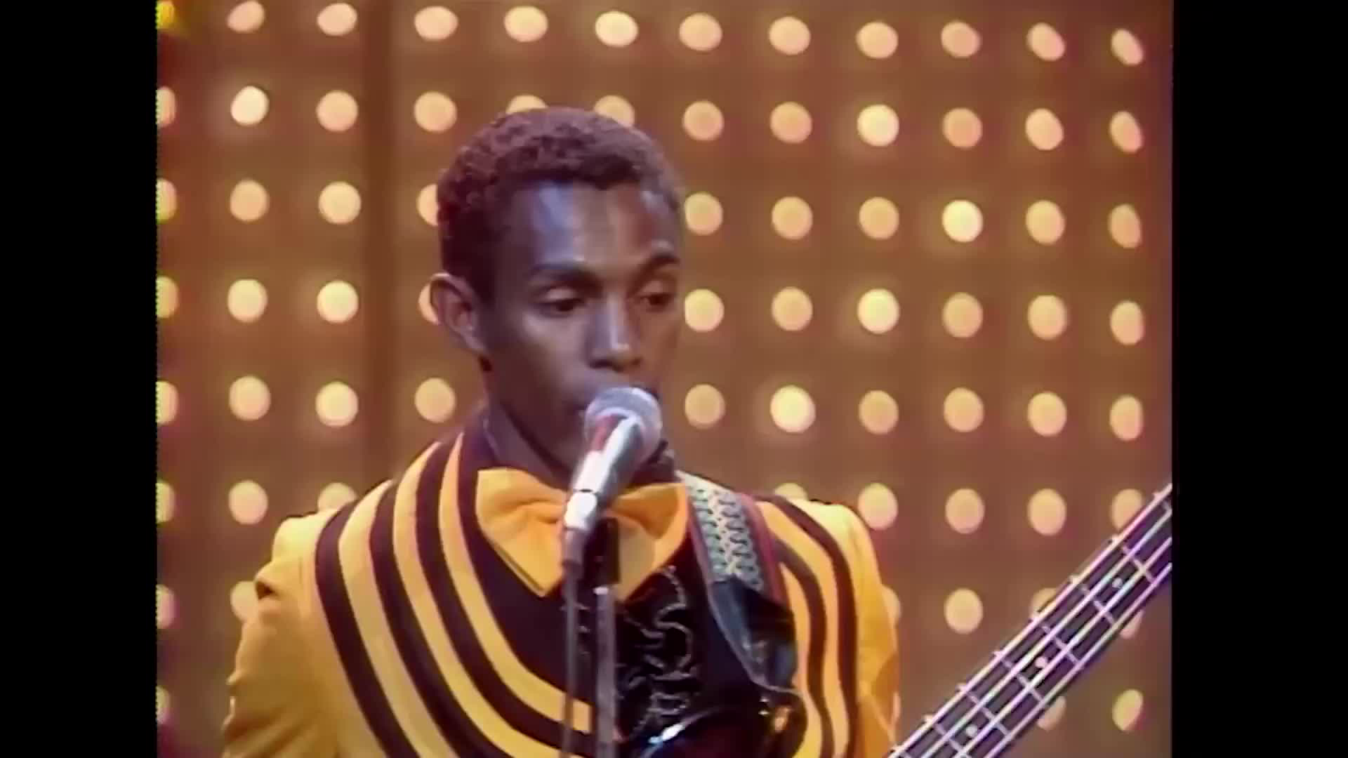 Jungle-Boogie-Kool-_-the-Gang
